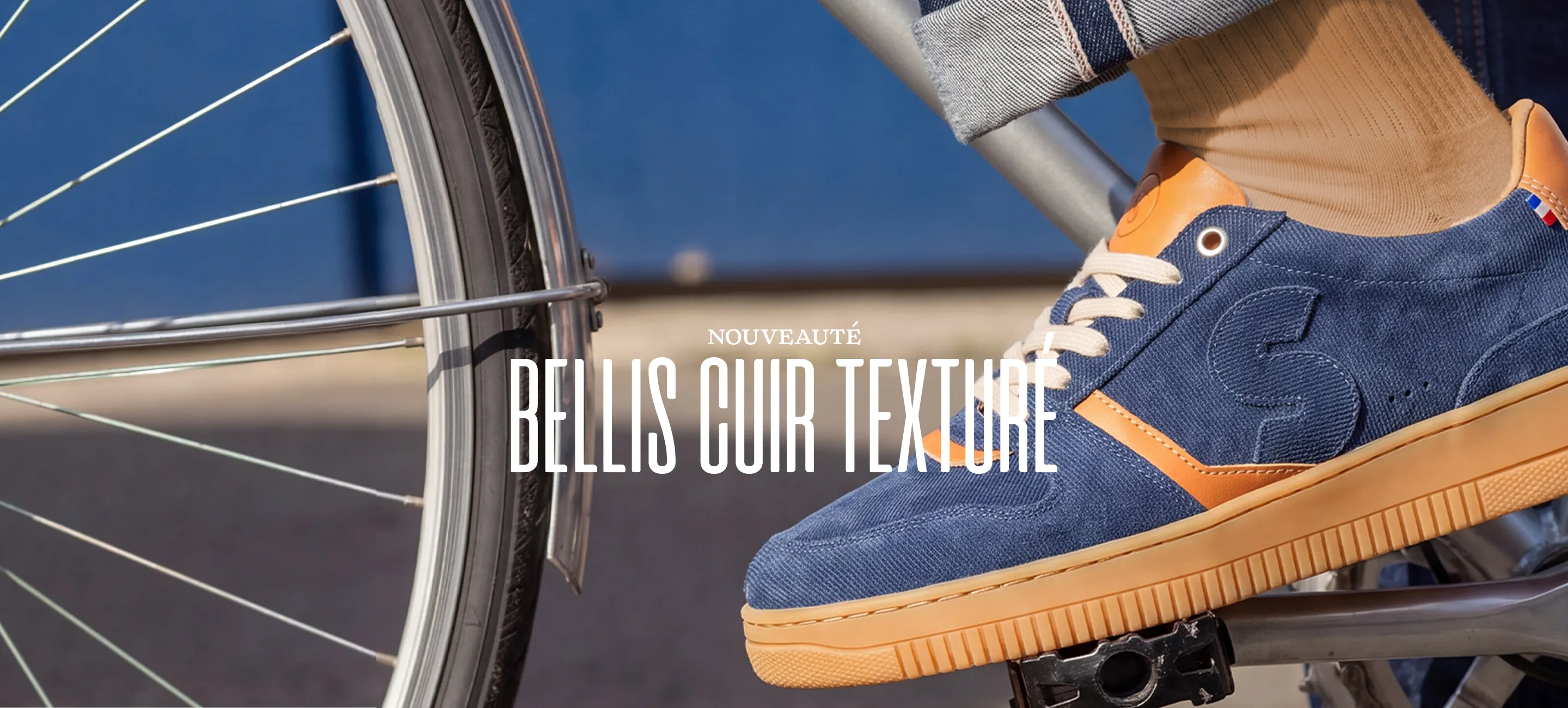 NOUVEAUTES BELLIS CUIR DENIM Slide background
